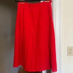 Pristine Vintage NWT Red Wool Skirt 28" Waist US 6/8 Vintage Ballantyne Made USA